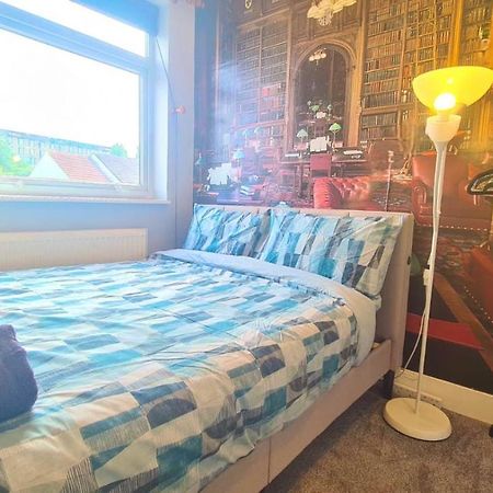 Cosy Room In East Ham London Eksteriør billede